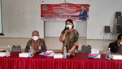Photo of Ketua Komisi II DPRD Kaltim Veridiana Huraq Wang Konsisten Sosialisasikan Perda Pajak