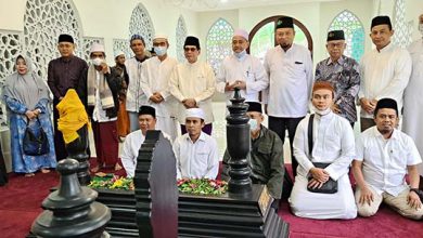 Photo of 12 Tokoh dan Ulama NU Samarinda Diziarahi PWNU Kaltim