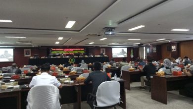 Photo of Samsun Tunda Rapat Paripurna Ke-25 DPRD Lantaran Gubernur Kaltim Tidak Hadir