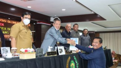 Photo of DPRD Kaltim Sahkan Raperda Penyelenggaraan Jalan Umum dan Jalan Khusus untuk Batu Bara dan Kelapa Sawit