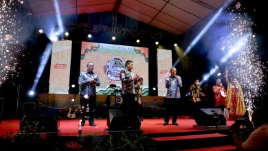 Photo of Festival Mahakam Dibuka, Bertabur Lomba-lomba dan Pameran UMKM
