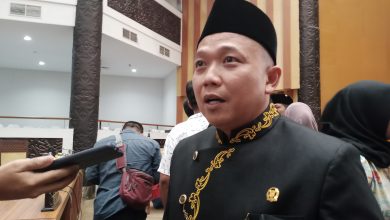 Photo of Deni Dorong Puskesmas Tingkatkan Standariasi Pelayanan