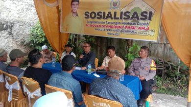 Photo of Novan Lakukan Sosialisasi Penyebarluasan Raperda Lingkungan dan Infrastruktur