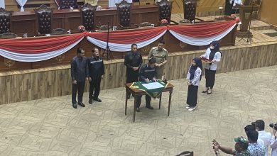 Photo of DRPD dan Pemkot Tandatangani Perubahan RPJMD Tahun 2021-2026