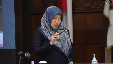 Photo of Yenni Eviliana Minta Pemprov Kaltim Perhatikan Infrastruktur Jalan Menuju Desa Di Paser