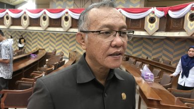 Photo of Wagub Bacakan LKPJ Gubernur Tahun 2022 di Paripurna, Samsun Sebut Masih Harus Ditinjau Kembali