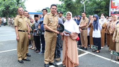 Photo of Andi Harun Beri Penghargaan Perusahaan Taat Pajak