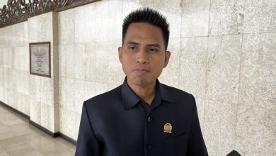 Photo of Fasilitas Pendidikan di Kaltim Belum Memadai, Sutomo Jabir: Ini Harus Jadi Prioritas