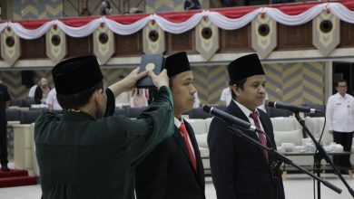 Photo of PAW Fraksi PKS dan PKB, Encik dan Selamat Resmi Jadi Anggota DPRD Kaltim