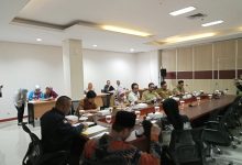 Photo of Anggota Pansus II DPRD Kota Samarinda Gelar Rapat Bahas Raperda Ekonomi Kreatif