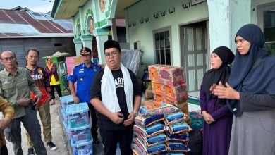 Photo of Dukungan Pemkab Kukar untuk Korban Kebakaran Timbau: Kunjungan Wabup dan Penyediaan Bantuan