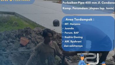 Photo of Gangguan Pelayanan, PDAM Tirta Kencana Pebaiki Pipa di Cendana