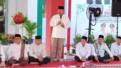 Photo of Zakat Fitrah di Kukar: Bupati Edi Damansyah dan Ulama Setempat Serukan Kepatuhan