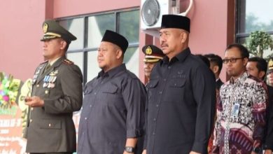Photo of Bupati Kukar Edi Damansyah Hadiri Hari Bhayangkara ke-78 di Mapolres Kukar