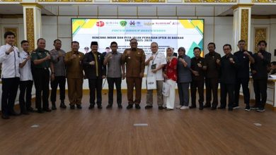 Photo of Pj Bupati PPU Resmi Buka FGD Tentang Pengembangan Riset dan Inovasi Daerah