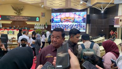 Photo of Kerusakan Jalan Nasional di Kubar dan Mahulu Jadi Sorotan, DPRD Kaltim Desak BPJN Tindak Lanjut Perbaikan