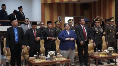 Photo of Hadir Pelantikan Pimpinan DPRD Samarinda, DPRD Kaltim Ucapkan Selamat