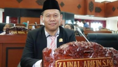 Photo of DPRD PPU Desak Pemkab Maksimalkan Potensi Pendapatan Asli Daerah