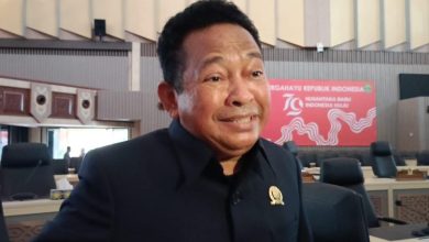 Photo of La Ode Nasir Berkomitmen Membantu Meningkatkan Intensif Guru PAUD Dan TK Swasta Di Balikpapan