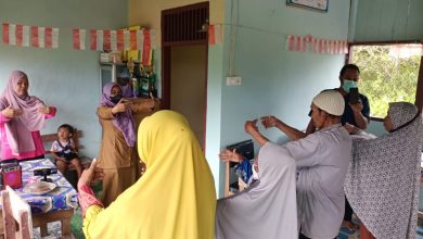 Photo of Tingkatkan Akses Kesehatan, Desa Suka Damai Kukar Punya Inovasi Jemput Lansia