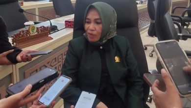 Photo of Sulasih Sebut Adanya Kolaborasi Yang Kuat Dengan Disperindakop Dapat Mengembangkan UMKM Lokal