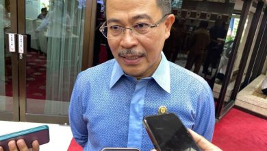 Photo of Darlis Sebut Generasi Muda Harus Bijak Dalam Menggunakan Sosial Media