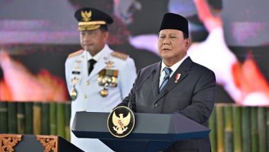 Photo of Pertama Kali Dalam Sejarah Indonesia, Prabowo Lantik 481 Pasangan Kepala Daerah Secara Serentak