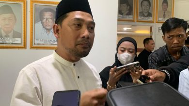 Photo of Upah Pekerja Teras Samarinda Tak Kunjung Dibayar, Abdul Rohim Tunjukkan Kekecewaannya