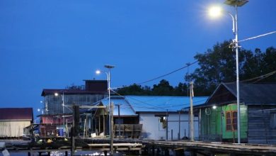 Photo of Desa Tani Baru Tak Lagi Gelap, Program Terang Kampungku Jadi Kenyataan