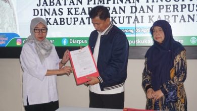 Photo of Rinda Desianti Jabat Plt Kadis Perpustakaan Kukar, Wujudkan Depo Arsip sebagai Prioritas