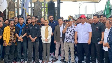Photo of DPRD Kaltim Temui Masa Aksi Buntut Penambangan Ilegal Di Hutan Pendidikan Unmul