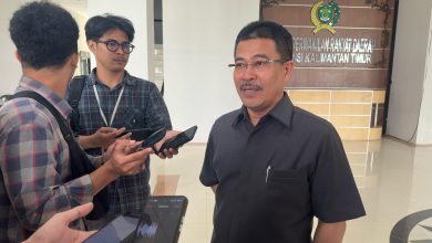 Photo of Jawab Tudingan Pelecehan Profesi Advokat, Darlis Sebut Kurangnya Pemahaman Fungsi Legislatif