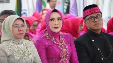Photo of Hadiri Peringatan Hari Kartini Di Kota Bontang, Shemmy Sampaikan Harapannya Pada Para Perempuan