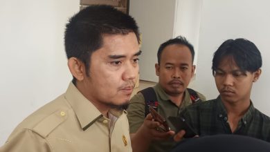 Photo of Di Tengah Tunggakan Hak Pekerja, Andi Satya Sebut Para Karyawan RSHD Tetap Tampil Profesional