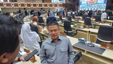 Photo of Darlis Pattalongi Sebut Sekolah Harus Bijak Menggelar Kegiatan Ekstrakurikuler Bagi Siswa