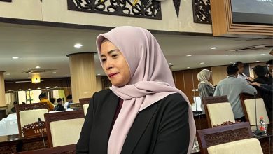 Photo of Sri Muryani Dorong Perbaikan Jalan di Wilayah Hulu, Komitmen DPRD Kukar Terus Mengalir untuk Masyarakat