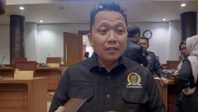 Photo of Sampah Timbulkan Bau Menyengat di Gunung Mangga, DPRD Samarinda Minta DLH Cari Solusi Soal Truk