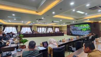 Photo of DPRD Kukar Perjuangkan Kenaikan Insentif Guru Swasta
