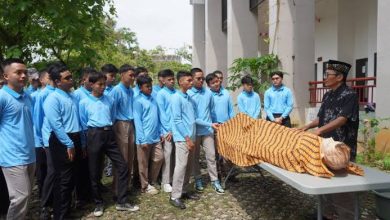 Photo of Minimnya Generasi Muda Terlibat, Dispora Kaltim Lakukan Pelatihan Penanganan Jenazah