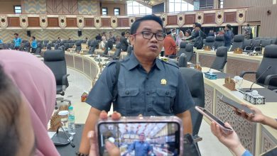 Photo of Meski Ekspor Batu Bara Lesu, Ekonomi Kaltim Tetap Stabil Berkat Fokus Pendapatan Daerah