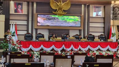 Photo of DPRD Kukar Dorong Penyelamatan Aset Pelabuhan Amborawang Laut Lewat BUMD