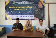 Photo of Gelar Penguatan Demokrasi, Sulasi Sampaikan Persoalan Hak dan Kewajiban Masyarakat
