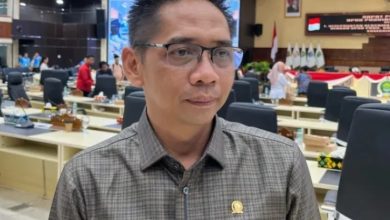 Photo of Kelompok Masyarakat Lakukan Aksi Penolakan Pemotongan TKD, DPRD Kaltim Respon Positif
