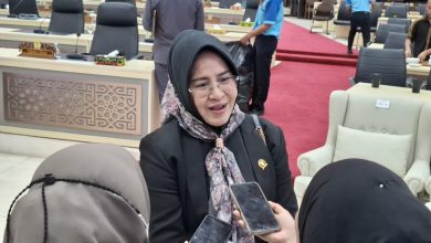 Photo of Syarifatul Respon Sampah Di Berau, Minta Seluruh Pihak Terlibat Menjaga Lingkungan Wisata