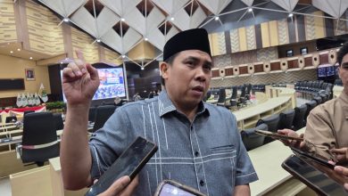 Photo of Komisi II DPRD Kaltim Optimistis Penyesuaian Gaji ASN Berdampak pada Peningkatan Layanan Publik