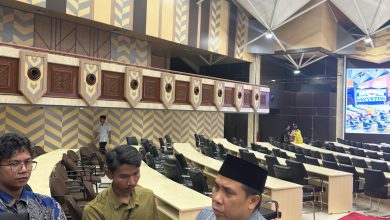 Photo of Husni Sebut Perusda Yang Tidak Maksimal Lebih Baik Ditutup
