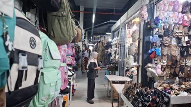 Photo of Pasar Pagi Tampak Megah, Pedagang Justru Menanti Pembeli Datang
