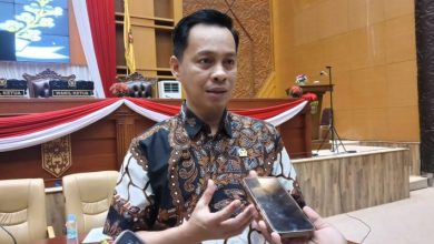 Photo of Permasalahan SPMB Kembali Mencuat, DPRD Samarinda Desak Disdikbud Tindak Cepat