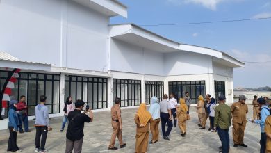 Photo of Tinjau Teras Samarinda Tahap II, Marnabas Temukan Berbagai Catatan Pekerjaan